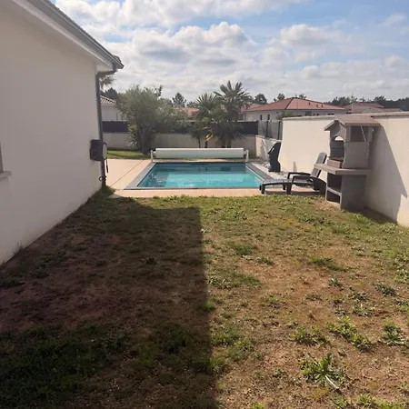 Villa Evasion Relaxante Pres De La *